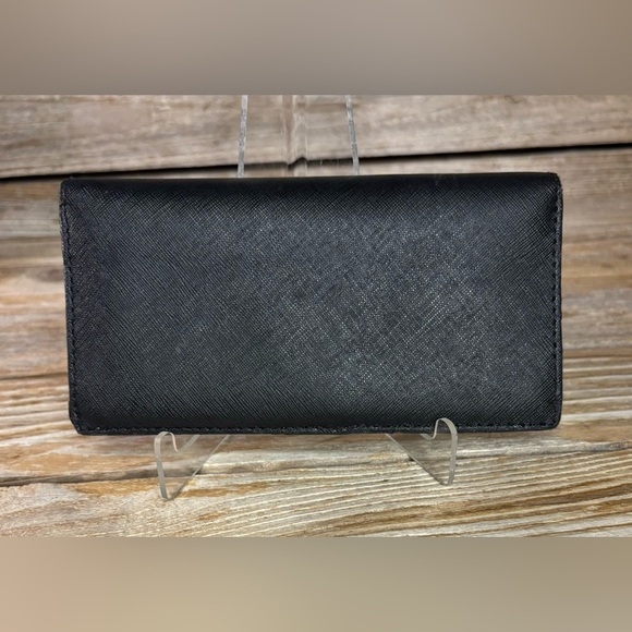 Michael Kors Wallet Black with Logo {READ} - Picture 2 of 8